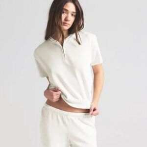 SKIMS NWT Lightweight Fleece Short Sleeved Half Zip - Marble